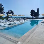 Διαμέρισμα Europroperties Skyline